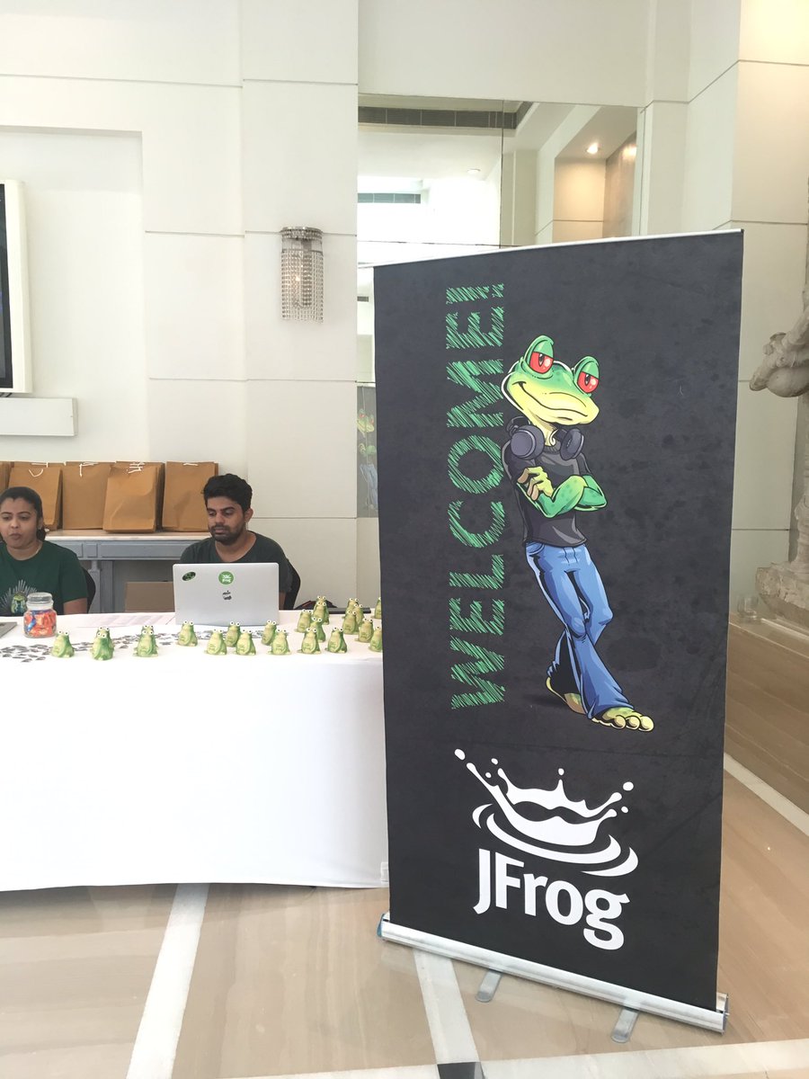 Super excited to be here! @jfrog 
Catch @sisirkoppaka speak about closing the release loop with #JFrogArtifactory and #SRE principles