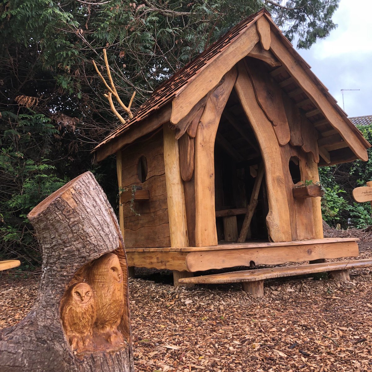 Today there is another awesome event taking place at <a href="/burwashmanor/">Burwash Manor</a> with crafts (us included), trailer rides, hay bale assault course, falconry, food &amp; drink, and much much more.... It’s Apple Day at Burwash !!!! <a href="/WWood_Foxcotte/">Wonderwood&Foxcotte</a>  <a href="/nationaltrust/">National Trust</a> #adventurousplay #apples #cambridge