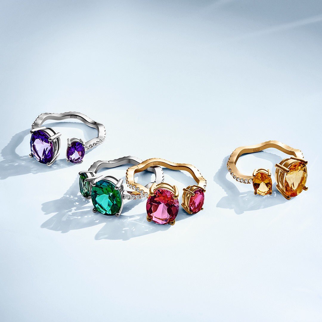 DianaCrystal_'s tweet photo. At the end of the rainbow.
Celebrate #ConsciousLuxury with Atelier Swarovski fine jewelry Arc-En-Ciel by Paige Novick, made with lab grown Swarovski Created Diamonds and 18K Fairtrade Gold. Coming Soon.

Explore more: https://t.co/KzTuBGY2YF https://t.co/uCHBY2iiBr