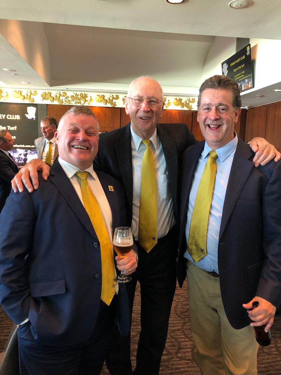 Happy tigers at yesterday’s Tigers Of The Turf event. Thanks to <a href="/embeewine/">Michael Burke</a> of the <a href="/themalvern/">Pauline Wolfe Holistic Health Practitioner</a> for the generous sponsorship of Tommy Hafey Club 🙏👌❤️🐯