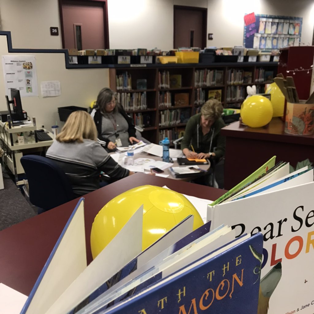 fanslerka's tweet photo. So grateful for today’s learning with Frontier, Pioneer, and @Colt__Pride teachers. We tackled Disciplinary Literacy with @ahaynesFMS @NeshybaKristie, Shared Reading with @LMStrickler @kcurtis4 @MicheleDick1 , and the Necessary Conditions our learners need to grow @geoffkrall! https://t.co/IKHuwDRq3y