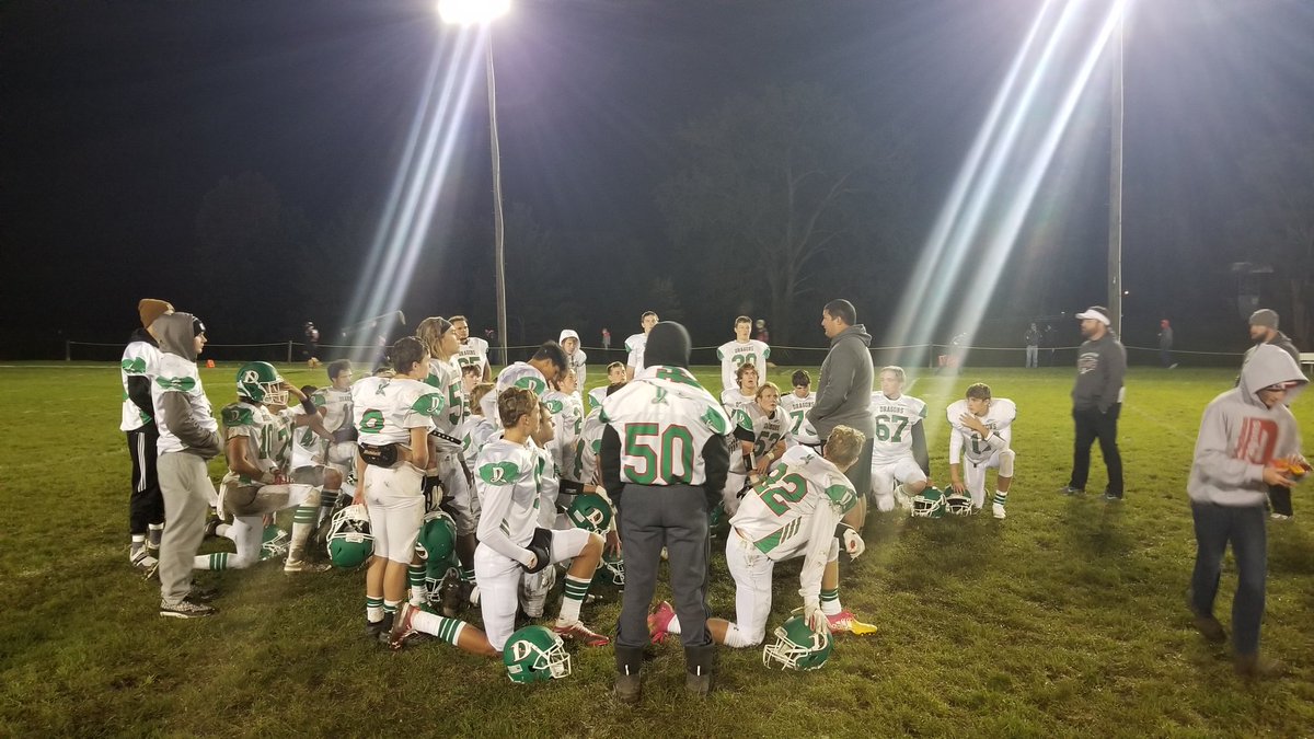 MBDragonSports's tweet image. C1#4 @MBDragonFB (6-1) defeats @PlattsburgHS 42-0! #MBDragonPride #WhiteOut @SJNPSports @football2night @KKWKCameron @KcPrepReport