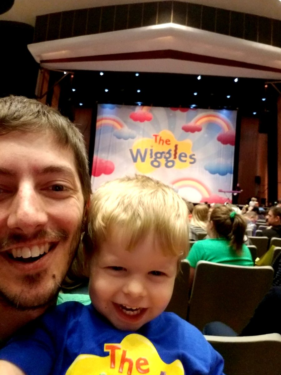 yateball's tweet photo. Had an amazing time seeing @TheWiggles in London today! No Skeleton Scat was a heartbreaker though! #PartyTimeTour @Anthony_Wiggle @Lachy_Wiggle @Emma_Wiggle @Simon_Wiggle https://t.co/WrK4C4hk5Q