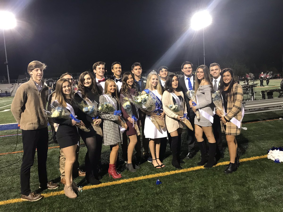NASD712Director's tweet photo. 👏🏻Congratulations to everyone on the 2019 🔵🦅 Homecoming Court‼️ https://t.co/zTASXM4Bb6