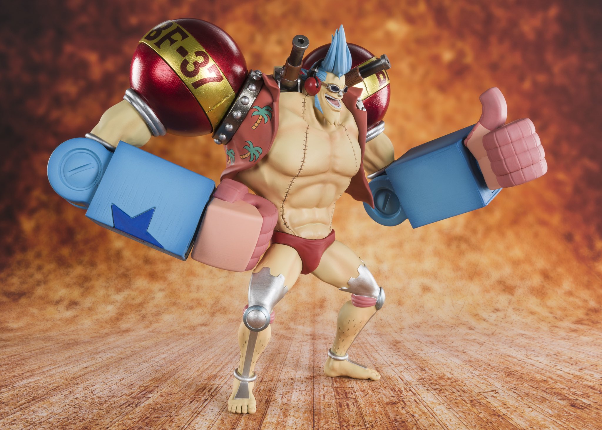 One Piece スタッフ 公式 Official ロビン フランキー ブルック のフィギュアが新登場 本日発売のジャンプ グラばこ では フィギュアーツzeroより登場する フィギュアを紹介 麦わらの一味が集結です 詳細はこちら T Co