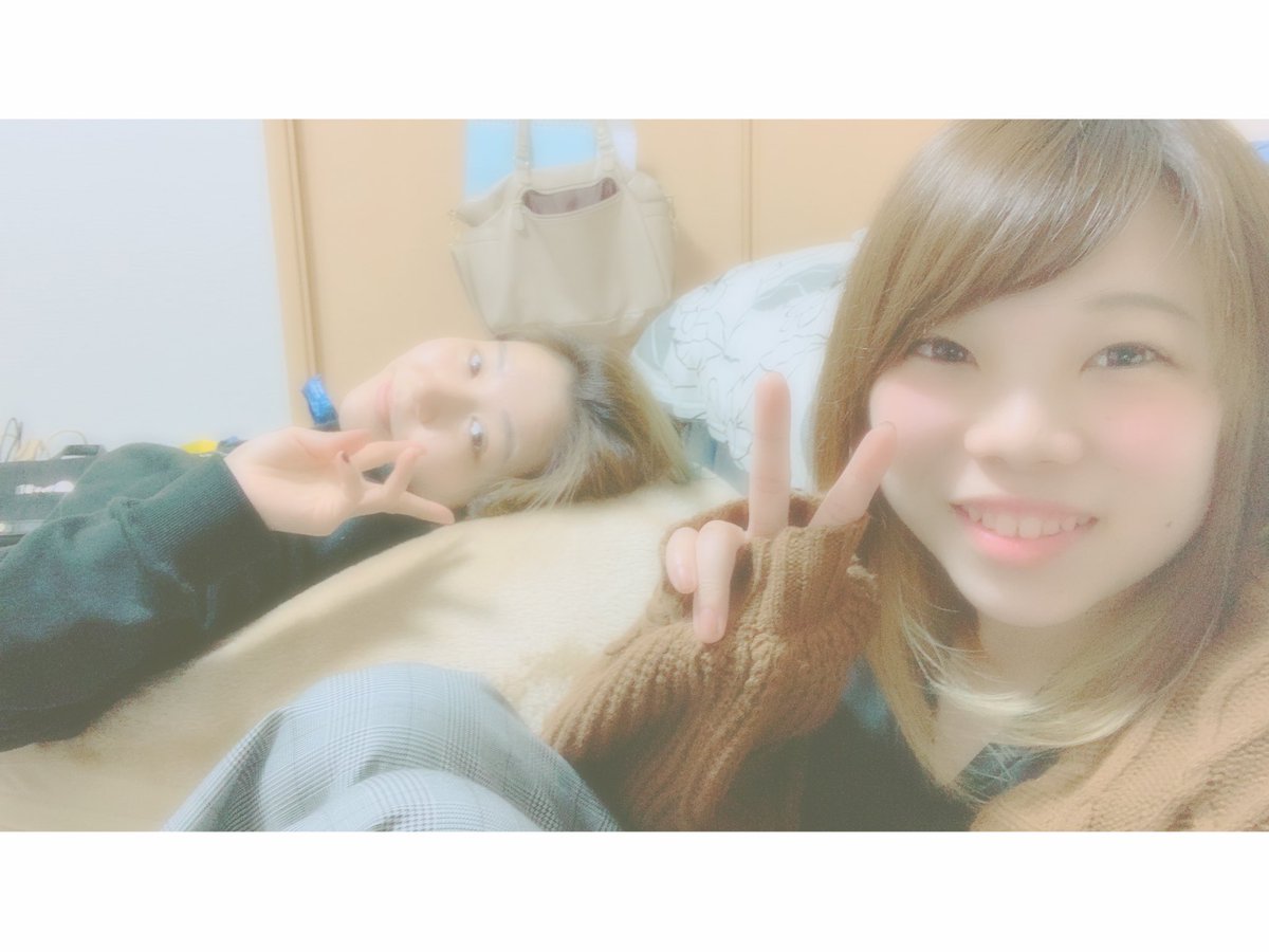 rss19256's tweet photo. 星が避難してきた🙌💕
どーうなるか分からないけど
あたしは松戸を信じてる(´∇｀)
頑張れ松戸。頑張れあたしの排水溝。
頑張れ窓。 https://t.co/1LkEh6nQ4U