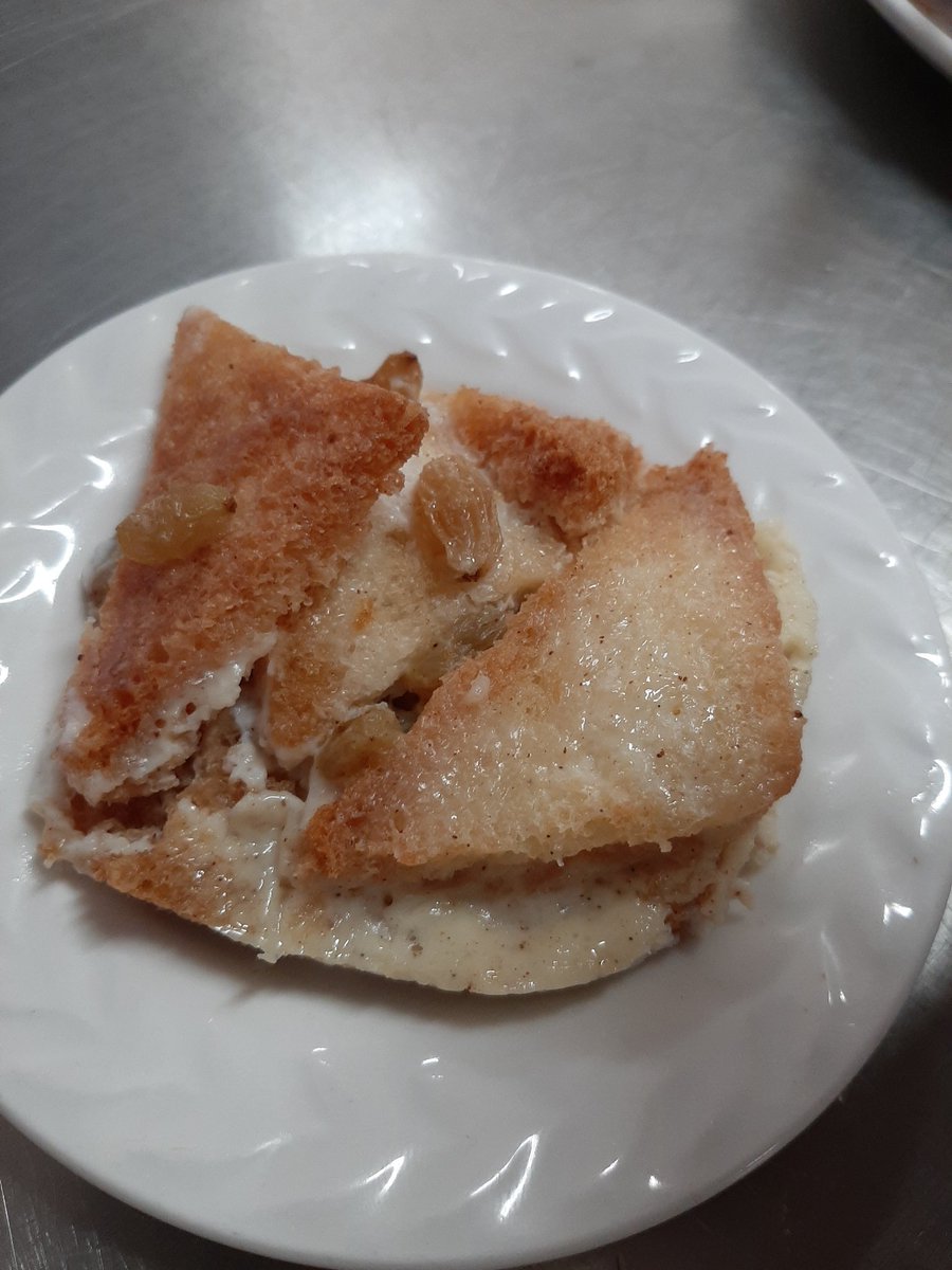 IihmSimran's tweet photo. Bread custard pudding 😋😋❤❤
#iihmdelhi
#IIHMBest3Years 
@AADirIIHMDELHI 
@subornobose https://t.co/AFmHZOS6aK