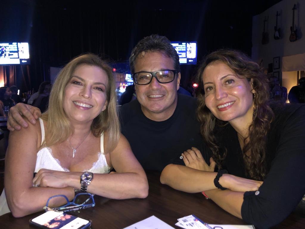 PaolaElorzaTV's tweet photo. #rocklatino #sodaestereo #openstageclub #upstage https://t.co/FBwkYz1YMS