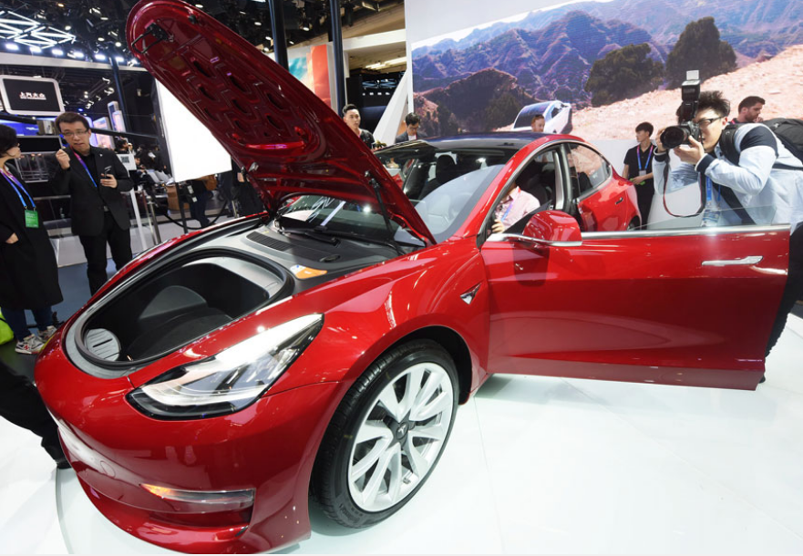 ETCN's tweet photo. Car sales in China are expected to drop in October from September, an industrial survey showed.

The automobile consumption index stood at 65.2 in September, down from August's 67.6. Sub-indices for car purchase demands and willingness all edged down over September. https://t.co/MizPiPiwlV