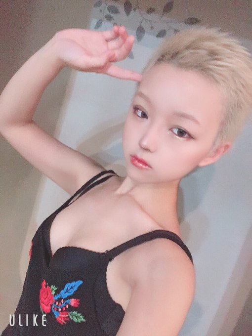 Twitterのコスプレ画像16