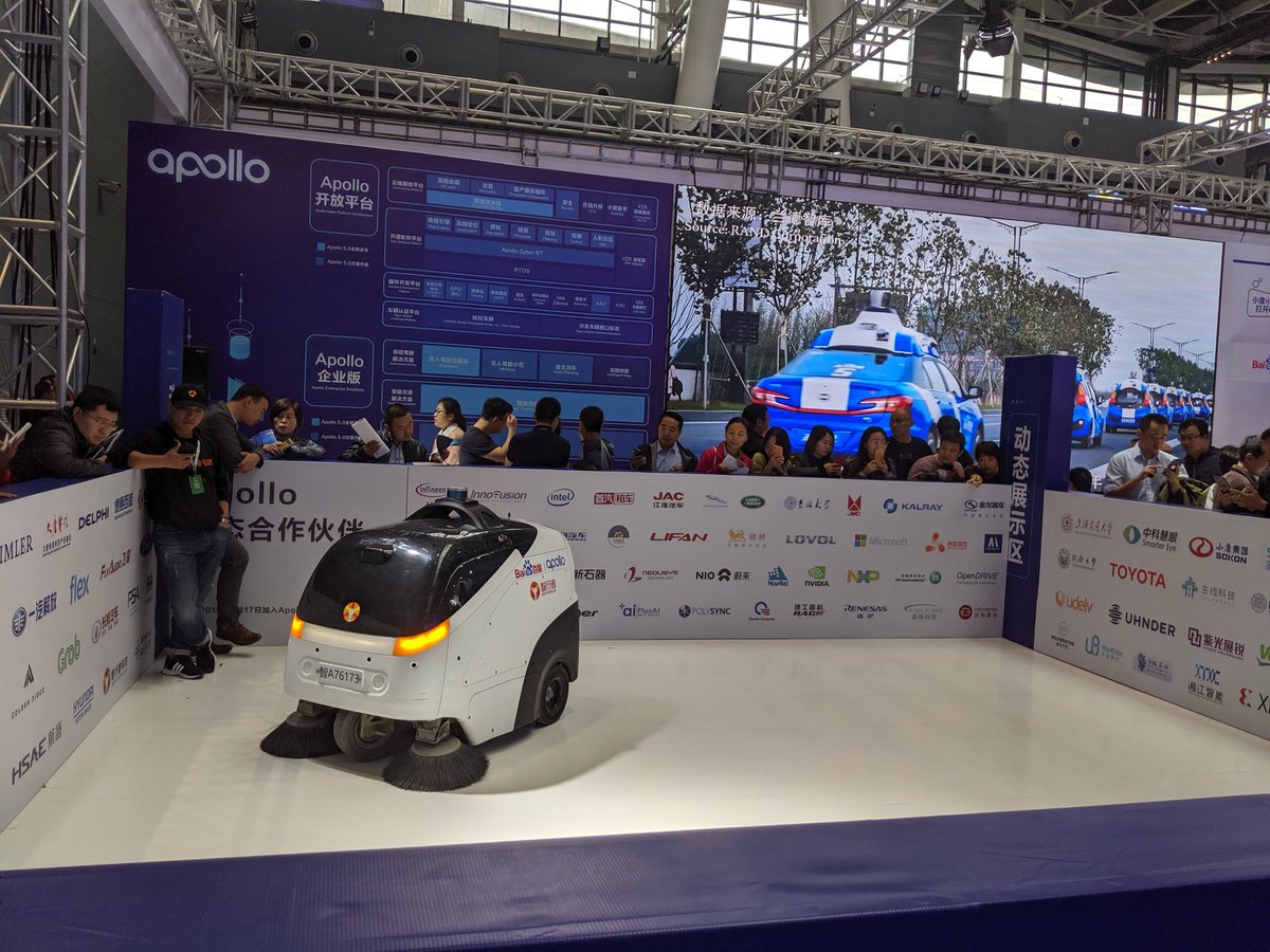 SimonSpier's tweet image. Streets ahead!? Street cleaning of the future - fully automated with @BaiduResearch at China International Digital Economy Expo @techUK
