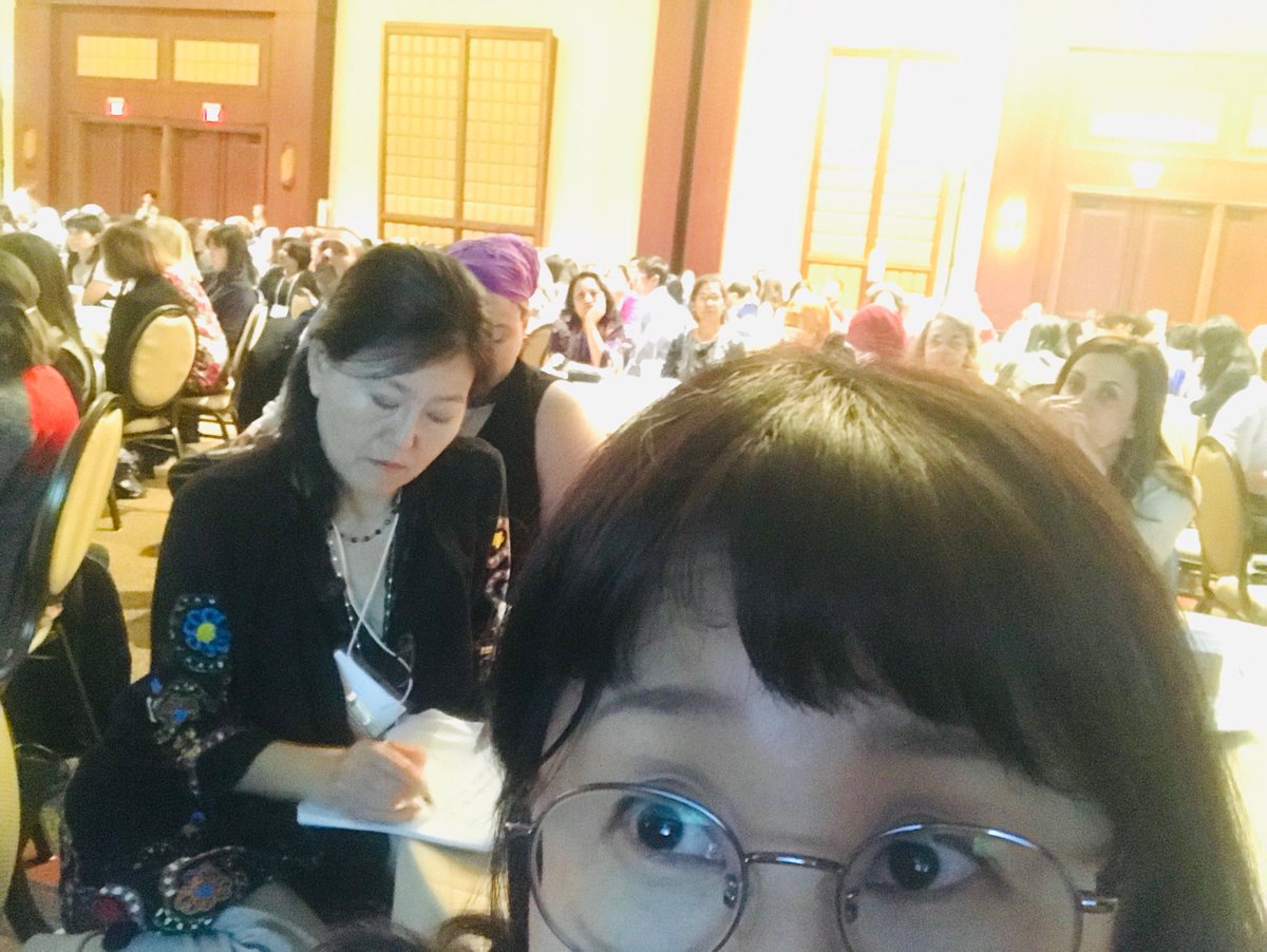 youngjuLee11's tweet photo. #startalk19! We are in Arizona for Startalk Fall conference. Ms. Johnston is studying and I am taking selfie😆😆😆We are excited for Startalk 2020! Yeah~~~~
⁦@fcpsnews⁩ ⁦⁦@FairfaxHighRebs⁩ @fairfax academy https://t.co/ZPA0l56o4p