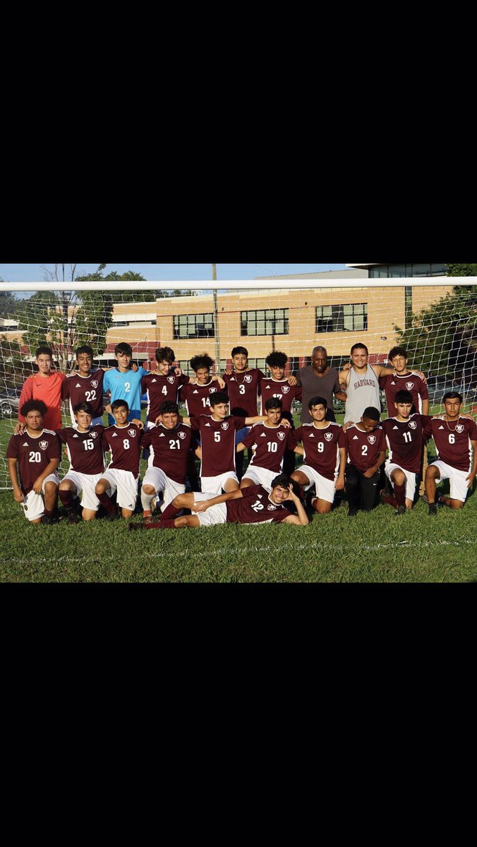 A special thanks to our seniors for giving their best all season and goodluck to them in the future HEADS UP COWBOYS 🐎‼️ @Angel_Magana10 <a href="/U_Ayala0216/">uriel</a> <a href="/sanchez_barca10/">Ricardo Sanchez</a> <a href="/leosegundo88/">Leonardo</a>