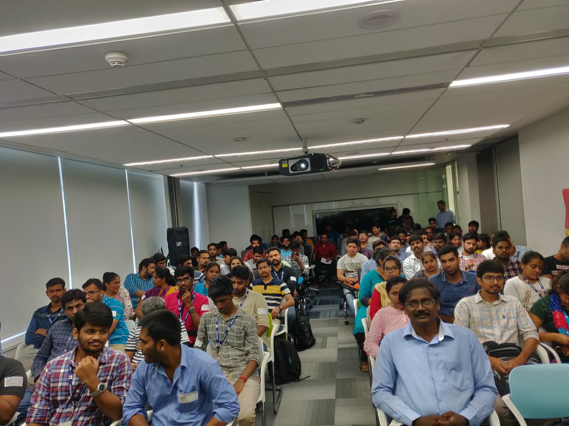 XMonkeys360's tweet image. Suspense comes to end...with Huge batch of People.. Yes Event Kick Started by @contactsathish @narasimaperumal @Anbu_Mani27 @jothishkumar29 @ #MS365DevBootcamp #IndiaMVP #mvpbuzz #MS365DevBootcampChennai #officer365 #O365Bootcamp @Office365 @OfficeDev