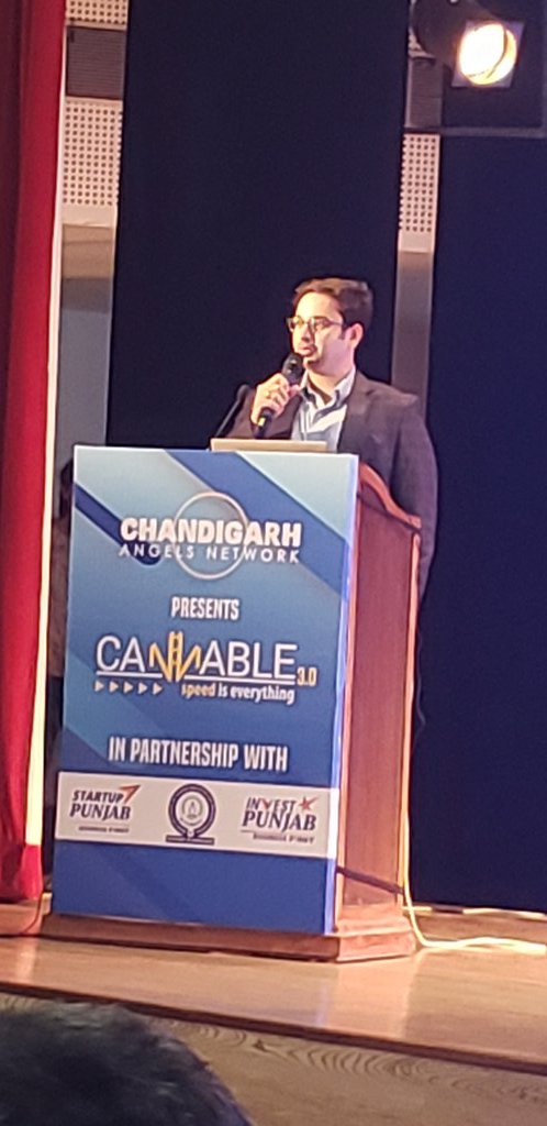 I decided to create my own niche and the market and I believe that is the right way for a business, says Sidharth S Oberoi of @LetsShave_  at #Cannable3 @VineetKhurana