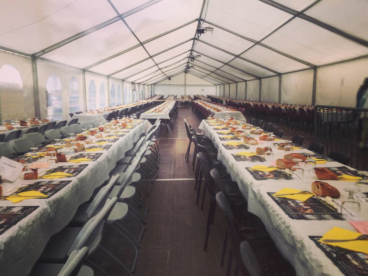 anthonyleroy63's tweet photo. ✅On commence le week-end à #Biollet pour la 32ème #Foire à la pomme de terre et aux produits régionaux ! Incontournable moment festif !
#Combrailles https://t.co/eCINtKdxKD