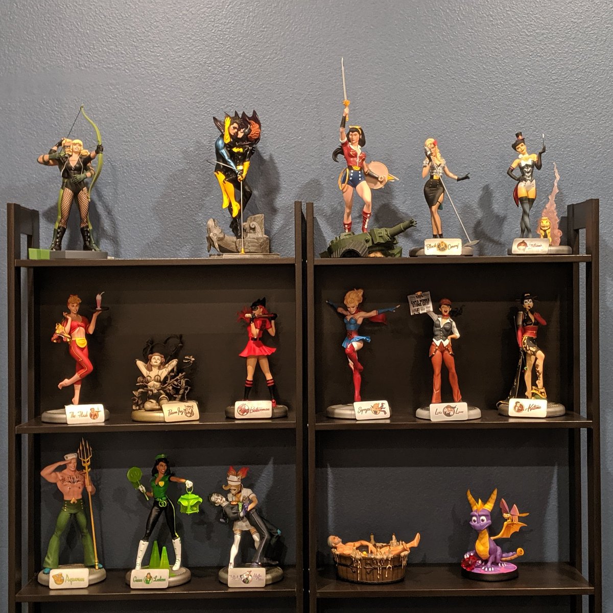 Yay finally got some of my favorite statues up on display in the new house! #dcbombshells #dcdesignerseries #thewitcher3 #first4figuresspyro