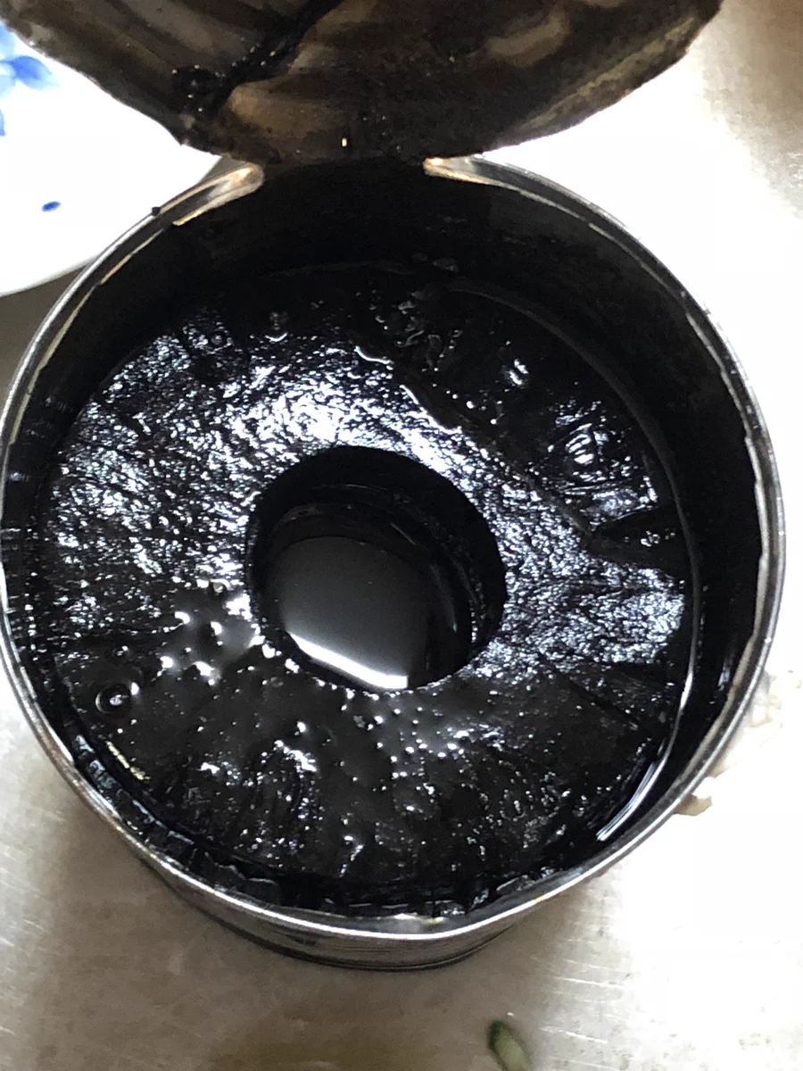 魔女のキキの仕業？缶詰のパイナップルがとんでもない姿にww