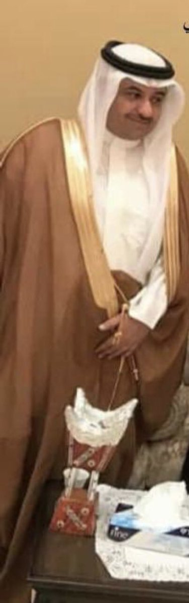 ياموت  مالك   ف    المطانيخ   لازم
عليك ب اللي قلبه اسود من الصاج
.
دنياً  متاخذ   غير    قطم    المحازم
وتخلي  اللي   كنه   القوس   منعاج