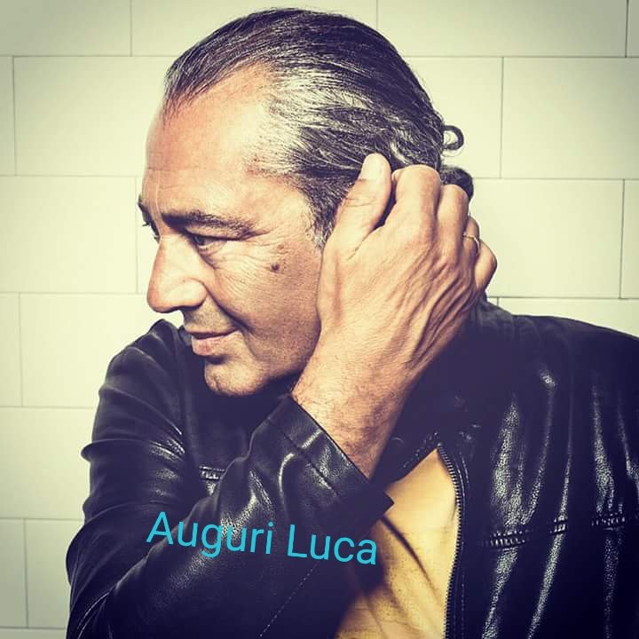 Monicamande's tweet photo. Tantissimi auguri poeta dall anima bella...🥰❤💙 https://t.co/e7aloAajCq