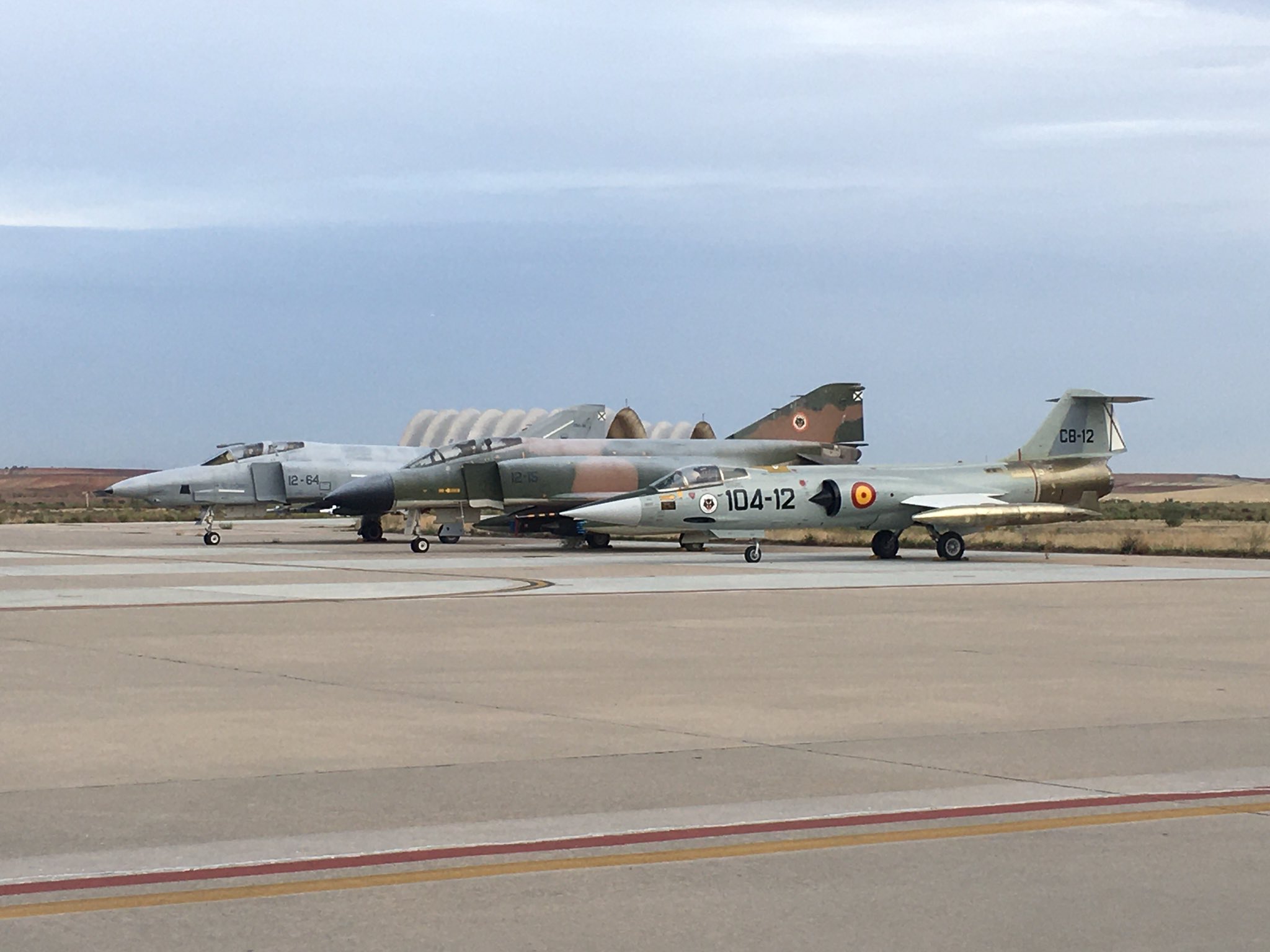 EGqSuD0XkAEIXec.jpg:large