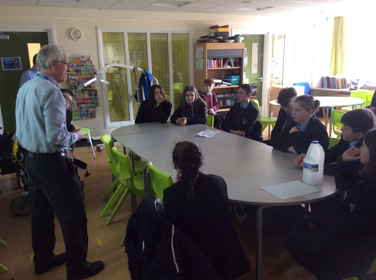 MrWilliamsRE's tweet photo. Huge thanks to our final round of @SARCHSofficial Mission Week speakers on Thursday including our own Mr Earnshaw, Eco-bricks by Bob Turner and Fr Chris Gorton from @SalfordDiocese https://t.co/N8mmyNjmSV