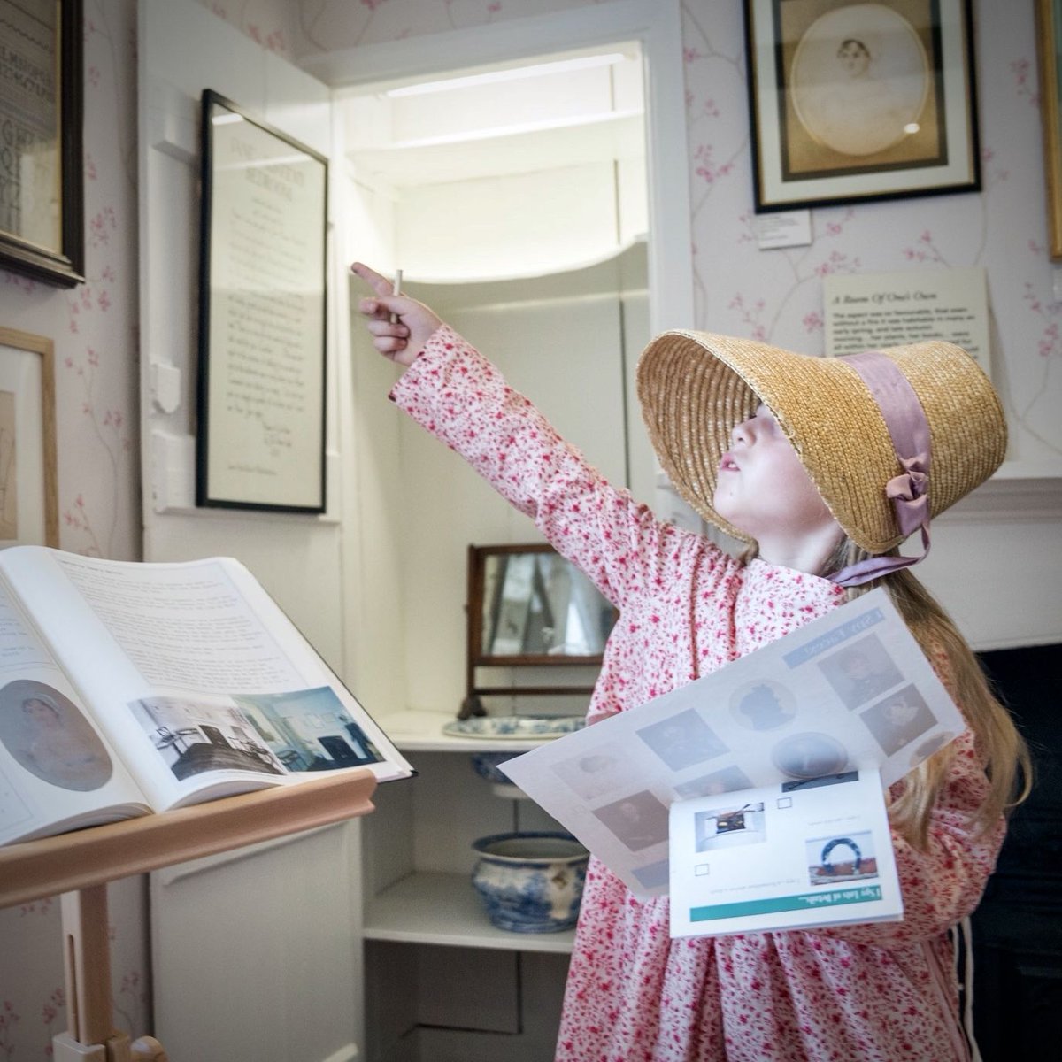 Jane Austens House Museum (@JaneAustenHouse) on Twitter photo 2019-10-12 07:37:02 October #HalfTerm is approaching and we’ve got spooky activities planned for kids and families looking for holiday fun. Follow our #Halloween themed trail or book onto a ghostly storytelling session: buff.ly/2nGF07s 👻 October #HalfTerm is approaching and we’ve got spooky activities planned for kids and families looking for holiday fun. Follow our #Halloween themed trail or book onto a ghostly storytelling session: buff.ly/2nGF07s 👻