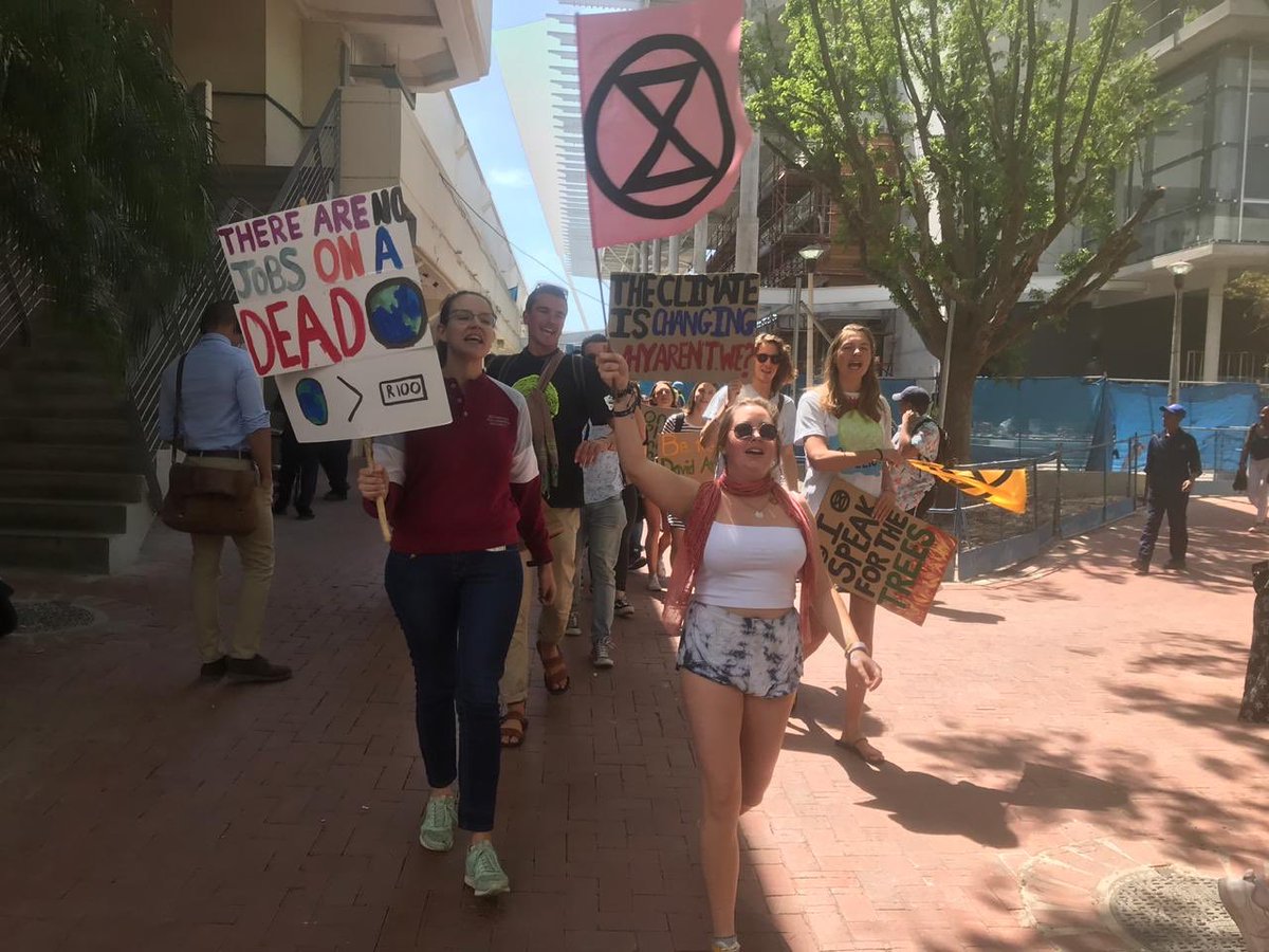 Friday’s #InternationalRebellion Action was in the form of a #FridaysForFuture strike on campus, where we walked around campus with our demands, including a #PlasticFreeNeelsie