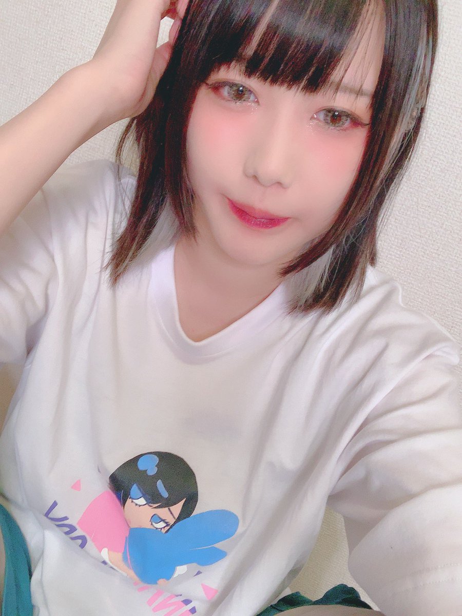 disnyna's tweet photo. 撮るタイミングが下手な自撮りをあげるヨお和みください https://t.co/uHvWSJdmsm