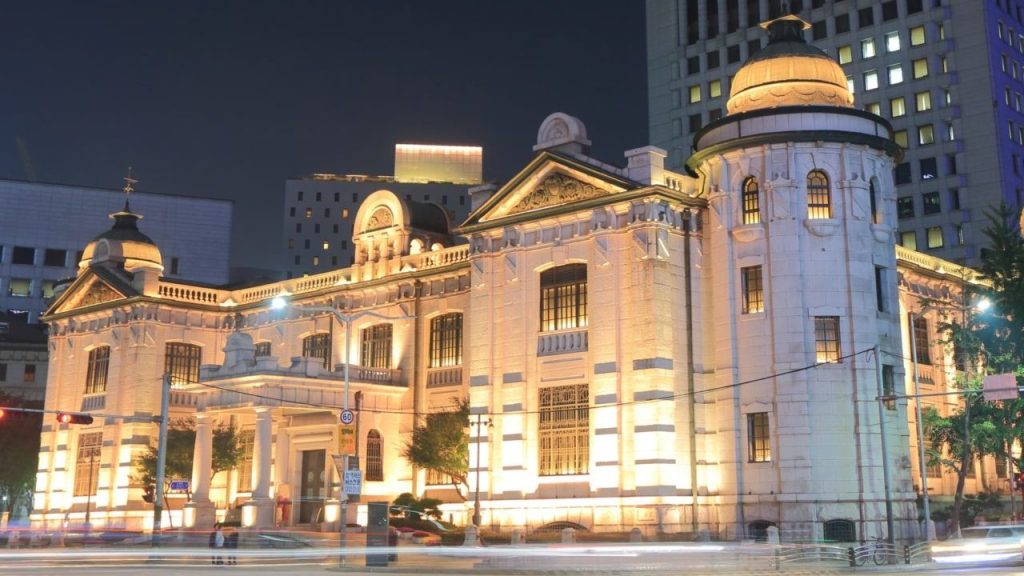 FunFunkorea1's tweet image. 韓国で銀行口座を開こう！在住者に聞く7つのポイント！ #韓国 #韓国好き #韓国語勉強 #韓国語 #韓国すきな人と繋がりたい #韓国旅行 funfunkorea.net/bank/