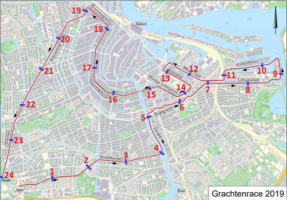 Klaar voor een rondje Amsterdam <a href="/Grachtenrace/">Grachtenrace</a> #sloeproeien #Amsterdam #team_paardekreek