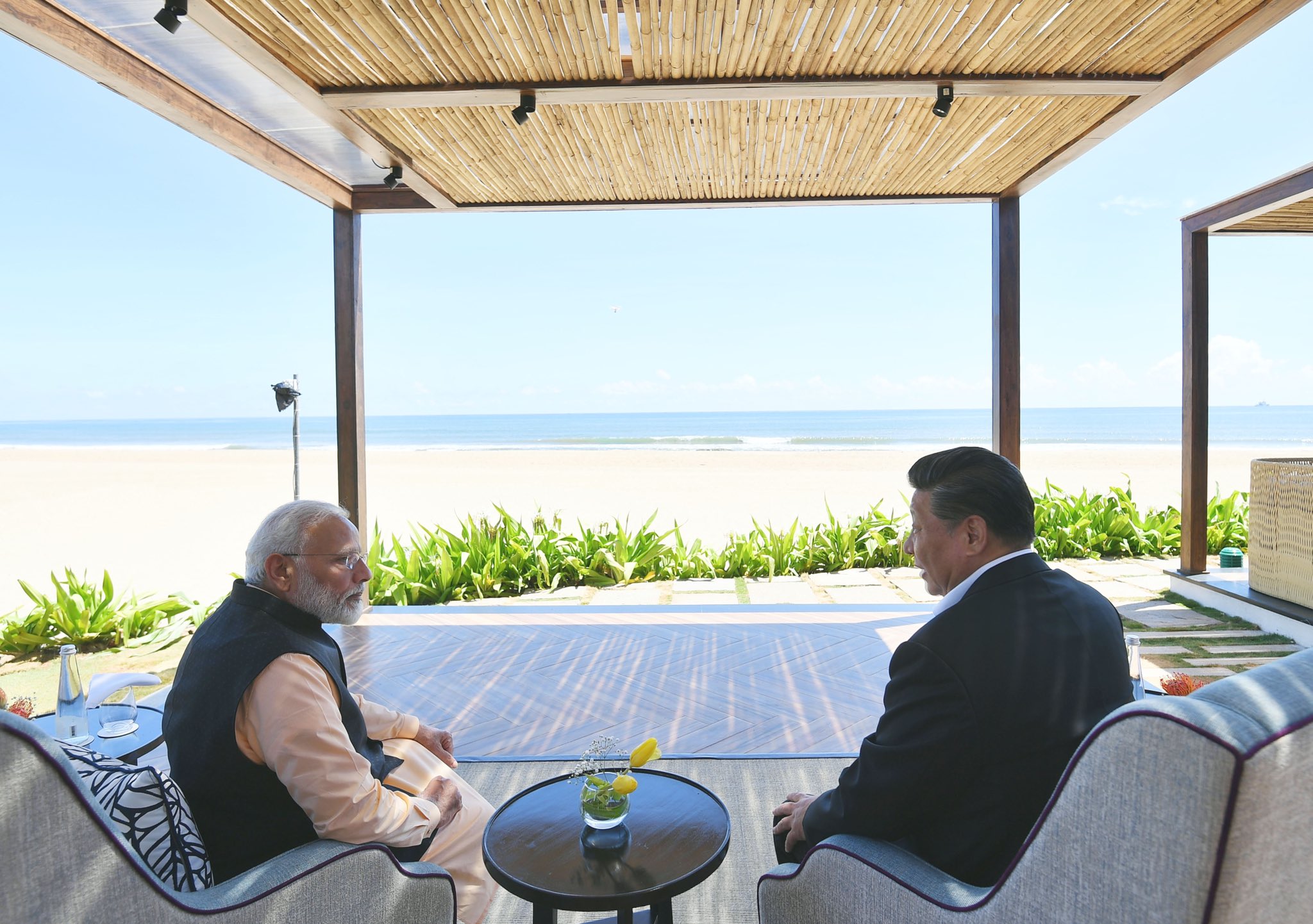 Narendra Modi on Twitter: "I thank President Xi Jinping for coming to India for our second Informal Summit. The #ChennaiConnect will add great momentum to India-China relations. This will benefit the people