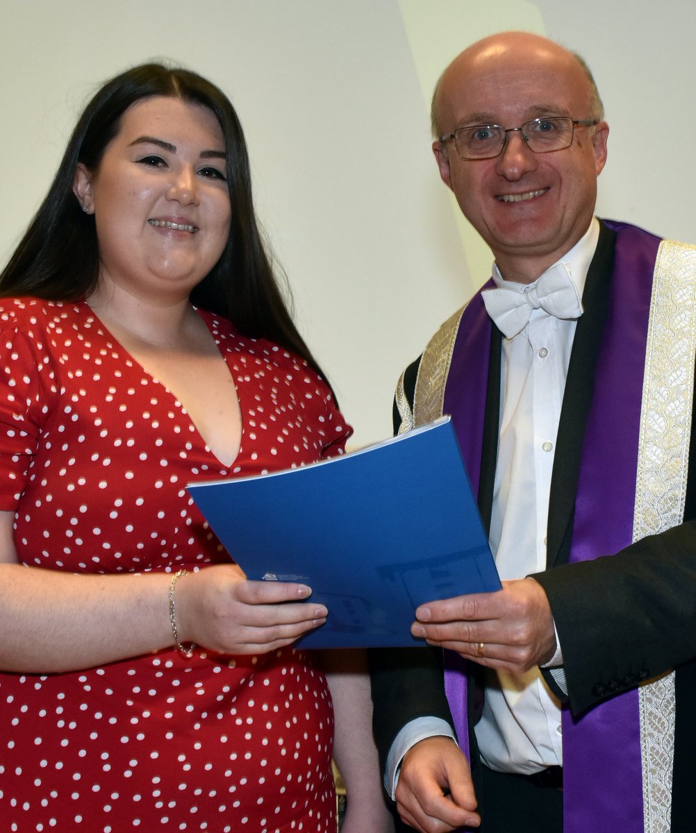 MullModClub's tweet photo. Mull's #Gaelic is in safe hands with these two 🥰

What a week, with Shannon MacLean named student of the year at @SabhalMorOstaig and last night Dr Alasdair Whyte awarded Gaelic ambassador of the year at this years @NationalMod @ModGhlaschu2019 

Mon' the Muileachs! 👍 https://t.co/Qf1ie6AQJV