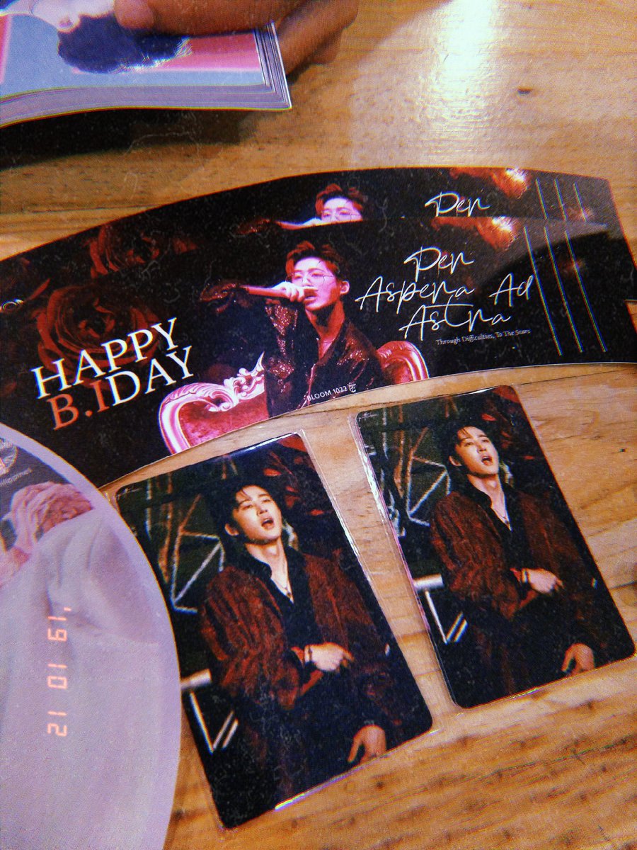 xuennieight's tweet photo. Yeeeeeyy! Claimed the prize today! 😍
Ang kyooooot 😍 Thank you po na maraamiiii!! 💗💗

@CharismaBIph
@iKONPhilippines #staywithhanbin
#PerAsperaAdAstra 
@BEBLESSED_ @Bloom_of1022 
@TableTaft https://t.co/pKmhskgV30