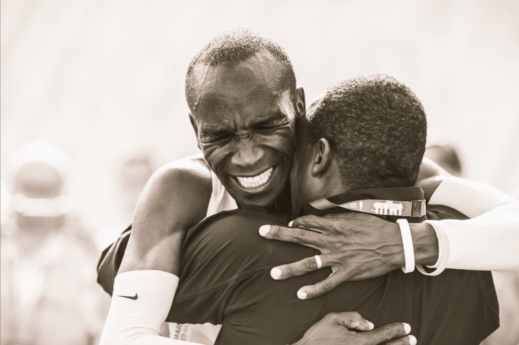 keeppaceafrica's tweet photo. HE'S DONE IT! HE'S DONE IT! 

Eliud Kipchoge has proven no human is limited. Be determined, have grit, keep your own pace and nothing will be out of your reach!

CONGRATULATIONS @EliudKipchoge 👏🏽👏🏽🇰🇪

#Eliud159
#NoHumanIsLimited
#KeepYourOwnPace https://t.co/kjUqwiELaI