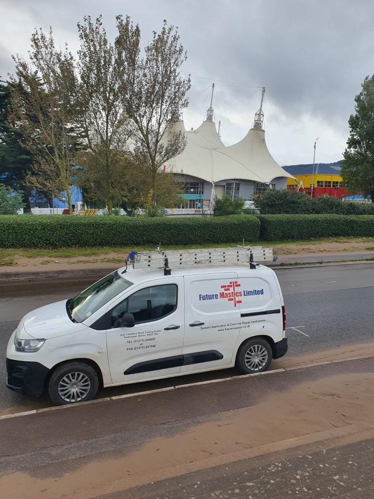 FutureMastics's tweet image. Carrying out sealant work at Butlins in Minehead. #masticman #mastic #sealantapplicator #minehead