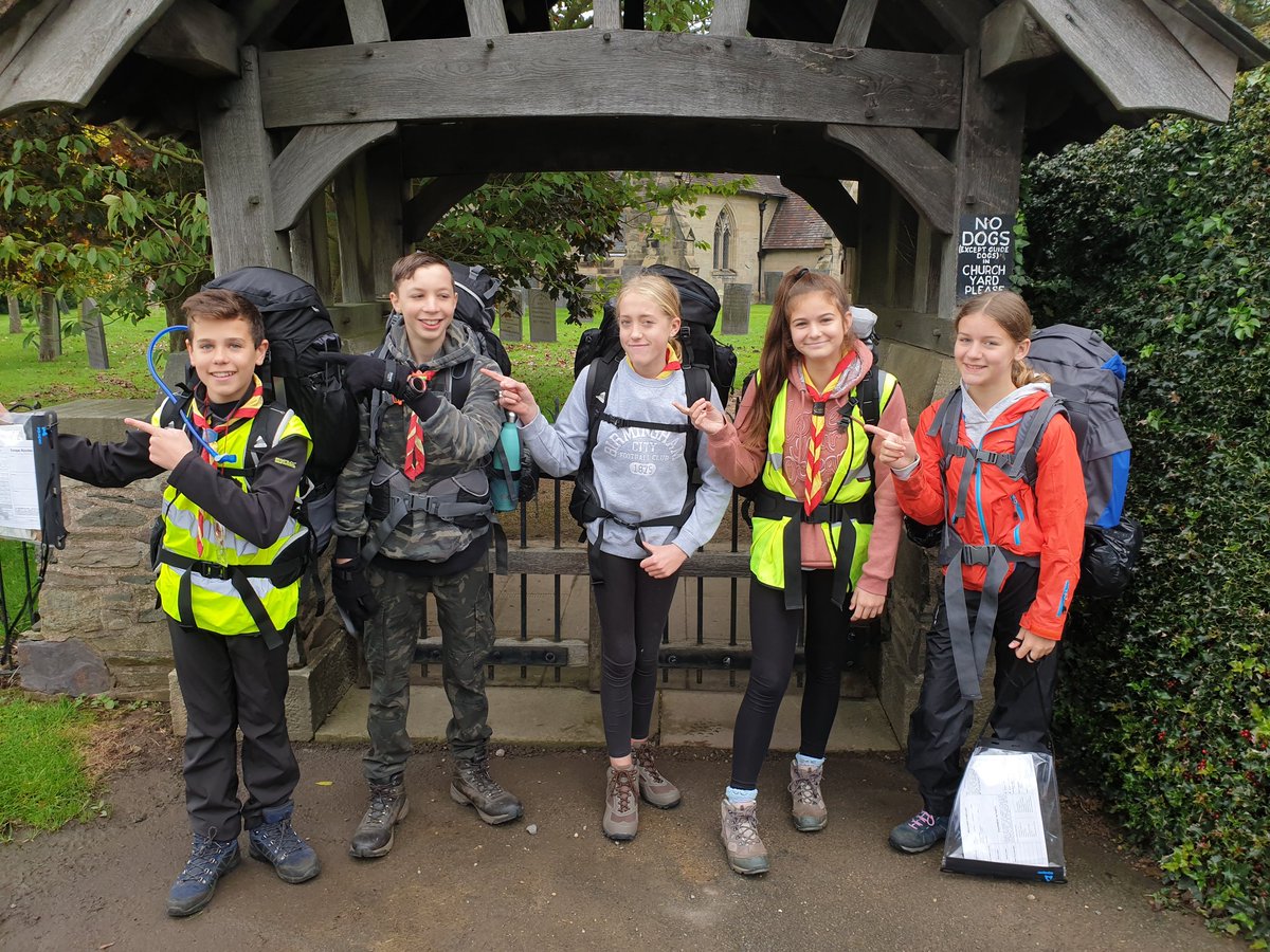 And their off. <a href="/1stBulkington/">1st Bulkington Scout Group</a> scouts starting their expedition challenge #scouts #getoutside <a href="/NuneatonScouts/">Nuneaton District Scouts</a> <a href="/WarksScouts/">Warwickshire Scouts</a>