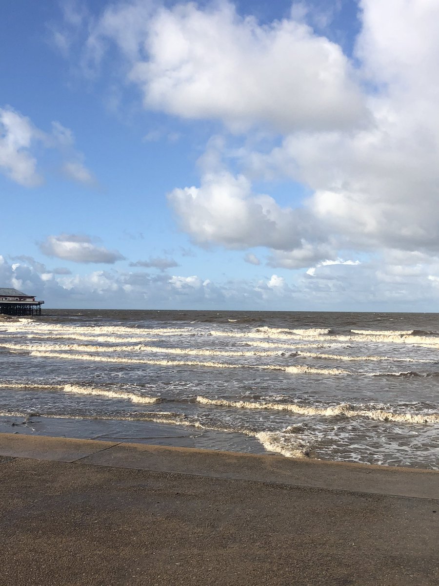 MazC1975's tweet photo. Early morning walk βLove is the key by the seaβ @NickHeyward #gettingawayfromit β€οΈβοΈβ΅οΈ https://t.co/4UfJc7XFKn
