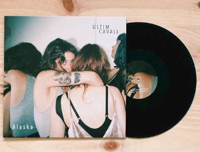 AgenciaMaldita's tweet photo. Hoy, la puesta de largo de 'Alaska', segundo disco de @ultimcavall en la @Heliogàbal a las 21 hrs.
#ultimcavall #alaska #heliogabal #barcelona #lamalditagencia #malditasea https://t.co/1mCUKlTmlb