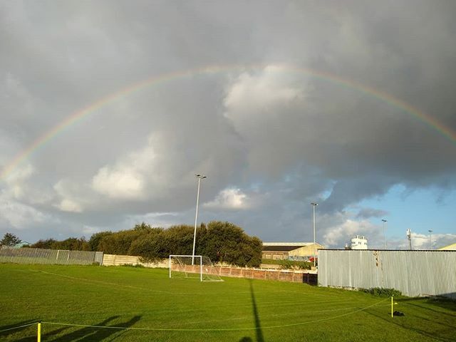 Beautiful morning for it. #grassroutesfootball #rainbow ift.tt/2ozGVLq