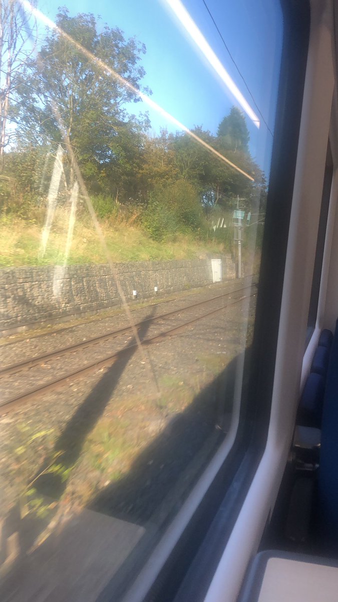 On my way to Preston for <a href="/YouthforiaNW/">Youthforia</a> #YOFO19 to talk #partibridges <a href="/EUErasmusPlus/">Erasmus+</a> It is as if I have never left!!