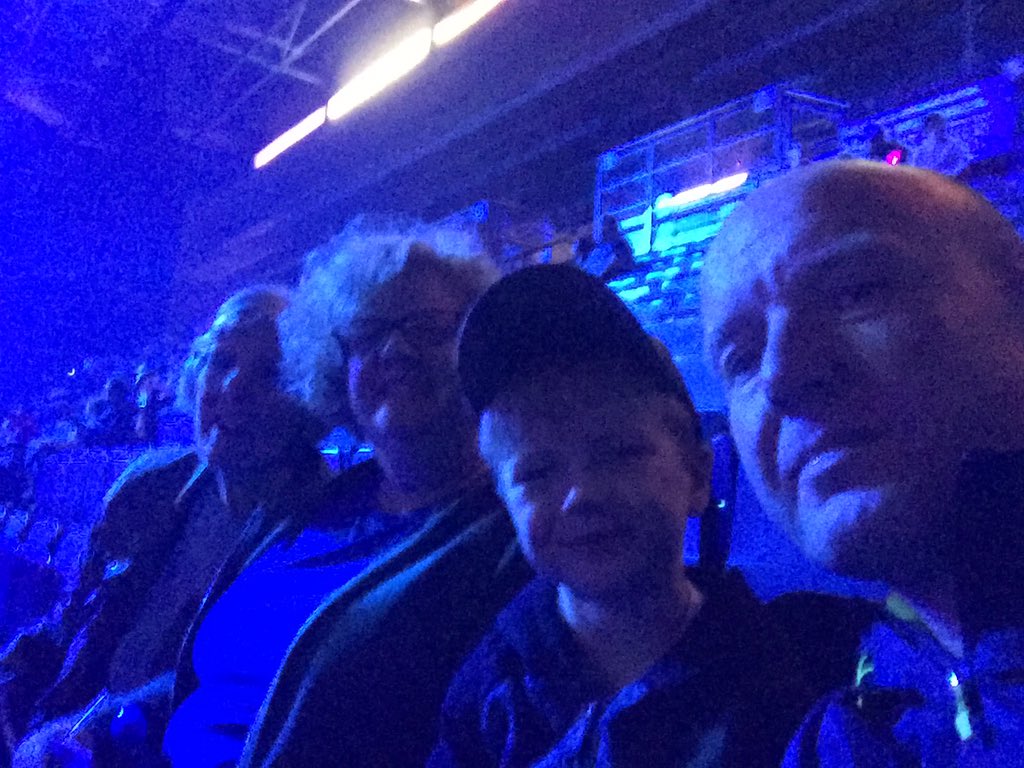 FastR1er's tweet image. #marveluniverselive