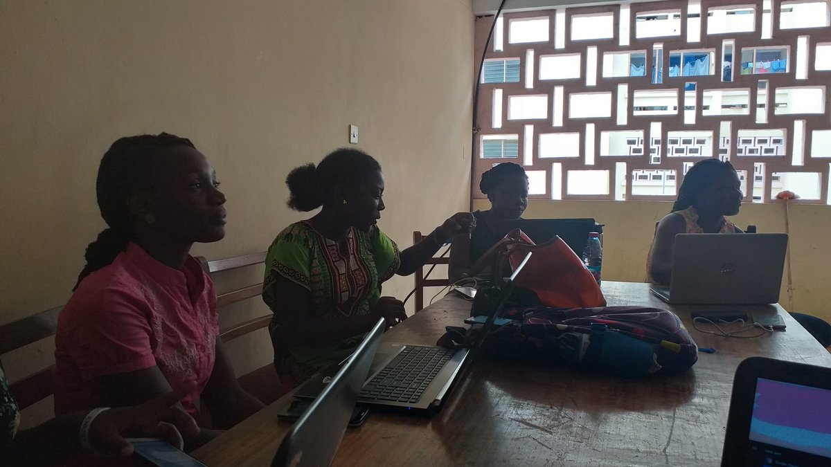 PyLadies_Kumasi's tweet image. Its Day 5 of our bootcamp. We spent two insightful hours going deep into object oriented programming. We spoke about classes, inheritance, encapsulation etc Thank you @opodame for your taking us through today's session. #Pythonistas #PyLadiesKumasi #womenwhocodeinpython