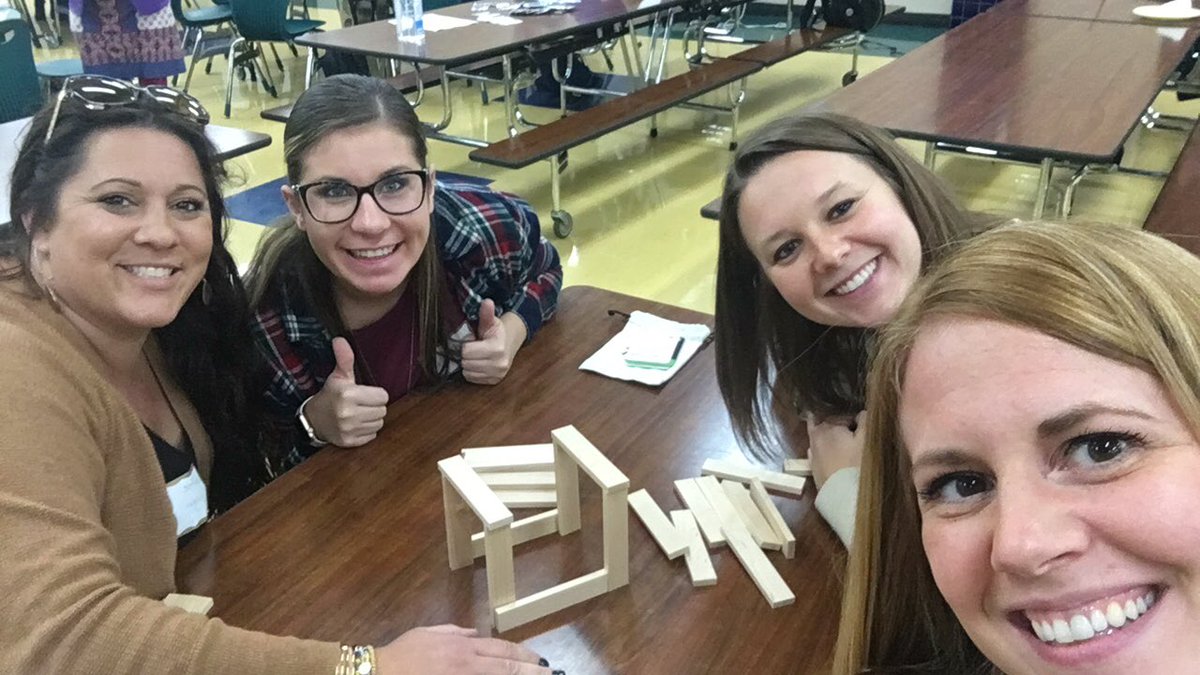 Meg_Rosenberger's tweet image. Learning lots at the Taste of Technology Conference!! @Kelly_Bjalobok @MrsSturg0 @EmilyDoran11 #TasteofTechnology #ec_proud #ec_perry