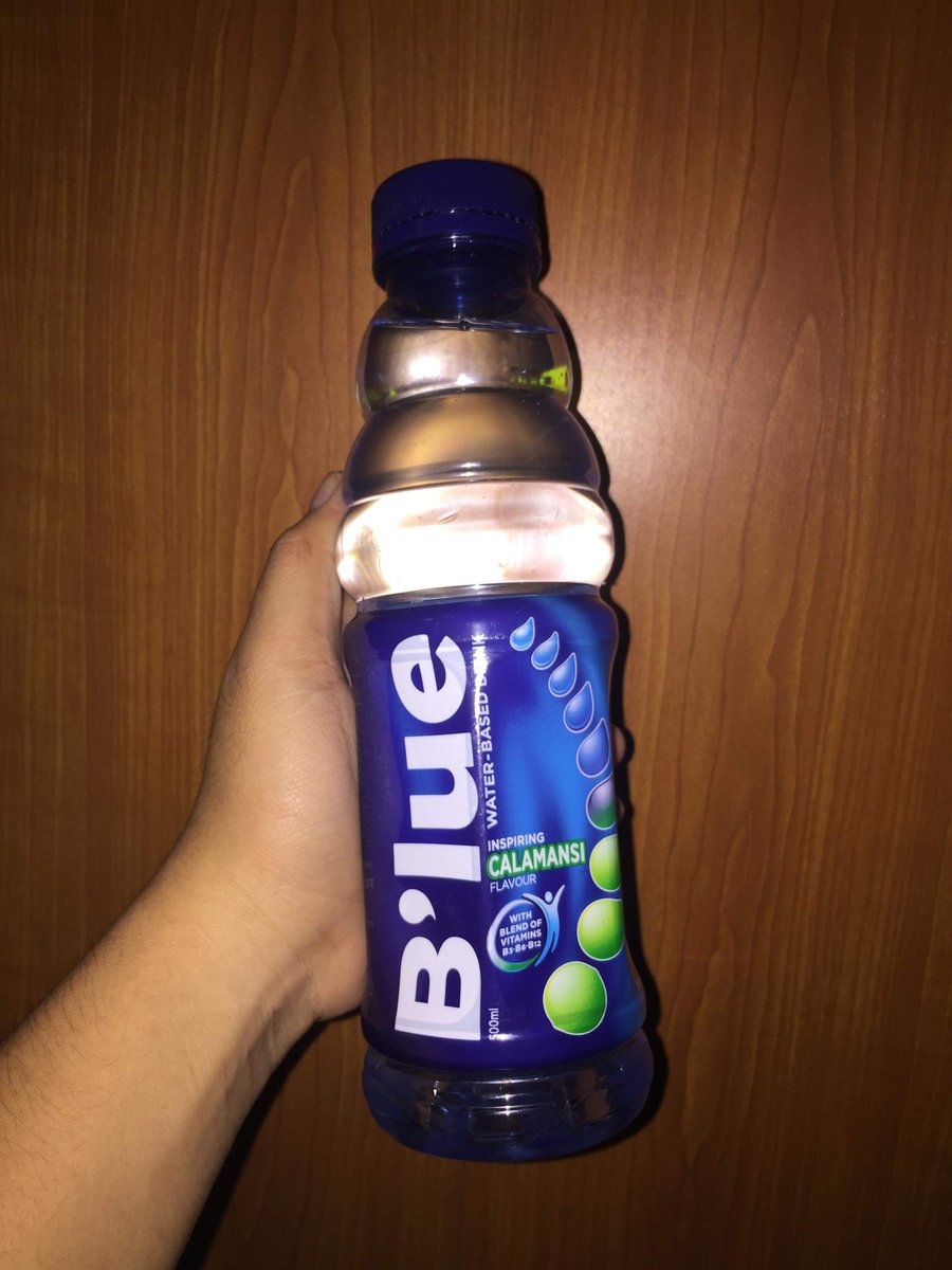 jmp_cyc's tweet photo. I sweat a lot!!!!! That's why I need B'lue by my side to keep me hydrated. You can have it too!Grab it to the nearest store.

#BlueXPJMA
#FreshAndNew
#BlueLiveToFeel https://t.co/dPdpwwuyIO