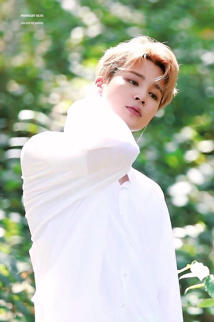 happy birthday my love, the sun could only frown in jealousy at how you burn brighter and radiate warmth more than she ever will. i love you, with all of me.  #LovelyJiminDay  #WithJiminTillTheEnd #OurLightJimin #OurSingerJimin #OurOctoberSerendipity #1013Gift #지민아_늘_사랑해