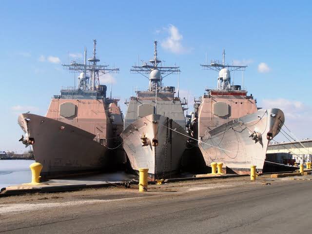 米海軍カード タイコンデロガ級誘導ミサイル巡洋艦チャン 米海軍カード タイコンデロガ級誘導ミサイル巡洋艦チャン