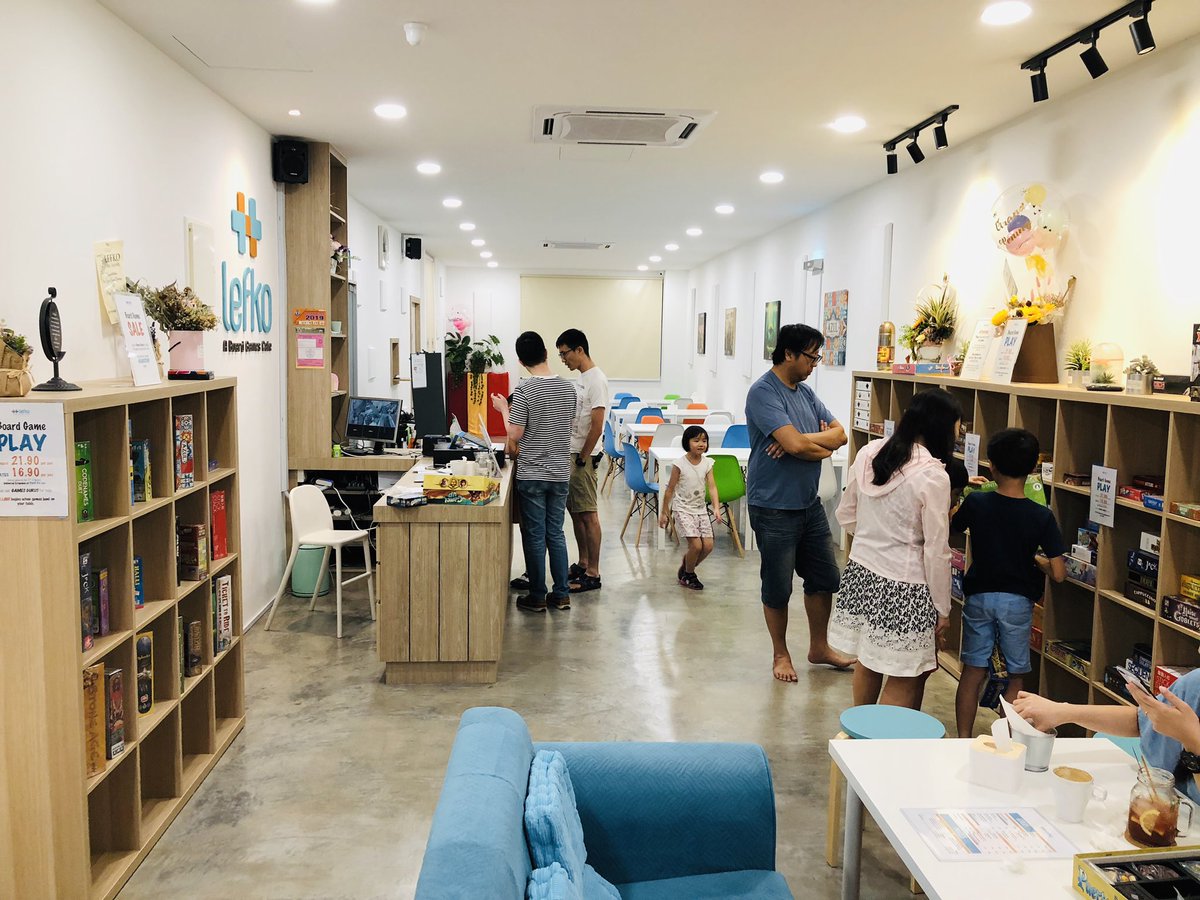 meeplescafe's tweet photo. A new hangout place for boardgamers in #JB #IskandarPuteri! π
#OpeningHours:
Weekdays 4-11pm,
Weekends & PH 2-11pm.
#MyLefko #Lefko #LefkoBGC #WeLoveBoardGames #JohorBahru #EcoBotanic #BoardGames #MeeplesCafe #Malaysia π²πΎ https://t.co/Aef5IV6u0Y