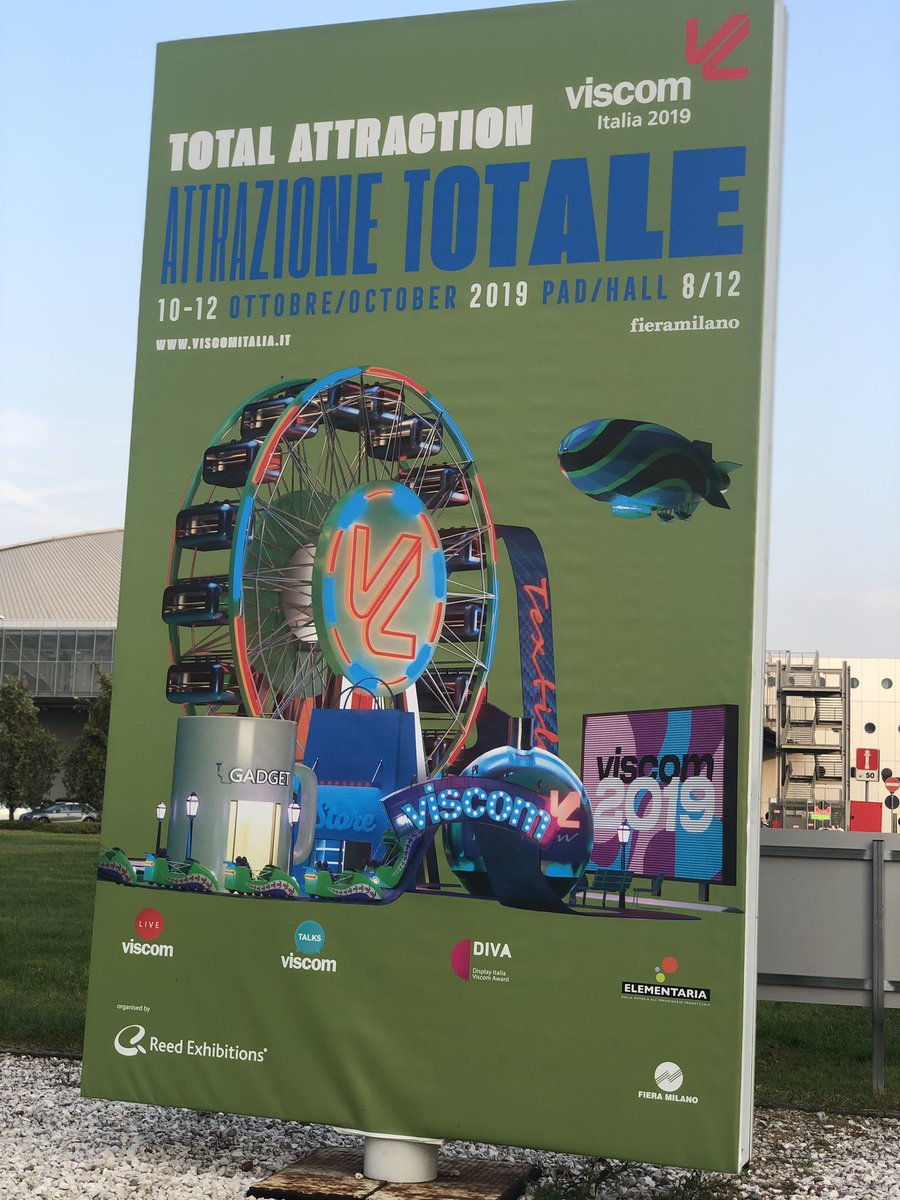 fortova_eva's tweet photo. Oggi Effetec in visita a Viscom Italy. È stato fantastico incontrare nostri distributori e clienti #viscom #viscom2019 #viscomitalia #viscomitaly2019
#Stampantedigitale #StampanteUV #stampante #StampantepianaUV #StampantedigitaleUV #Stampantedigrandeformato #stamperia #stampa https://t.co/B3xQ7pTXJC