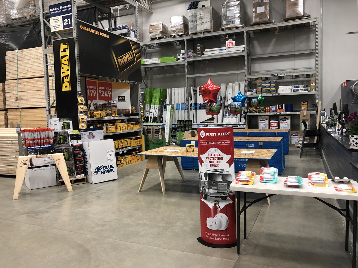 kac48116's tweet photo. Getting ready for our safety day at Lowe’s Howell 779! Come on over and join the fun! https://t.co/qwh44UipcW